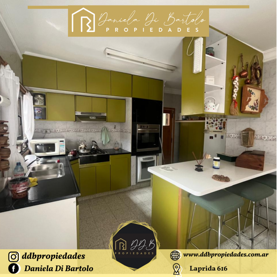 Casa Amplia en Zona Centro
