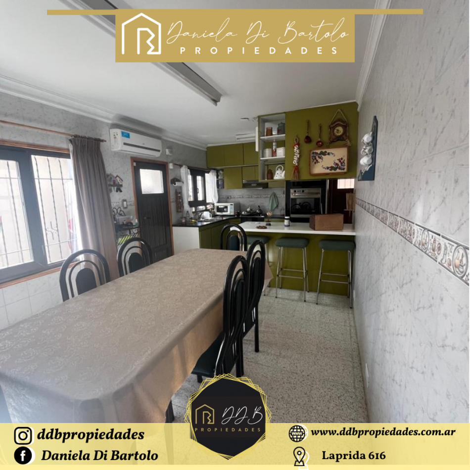 Casa Amplia en Zona Centro