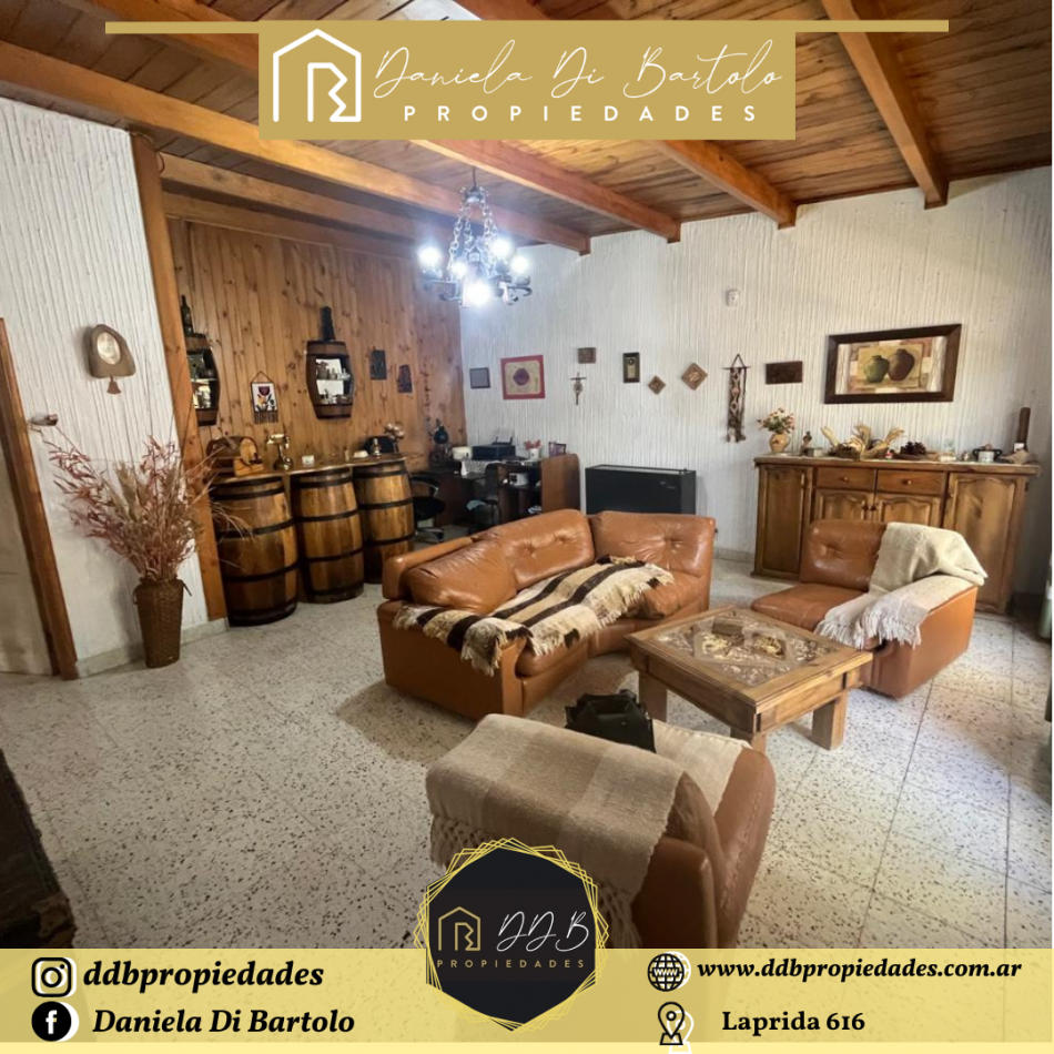 Casa Amplia en Zona Centro